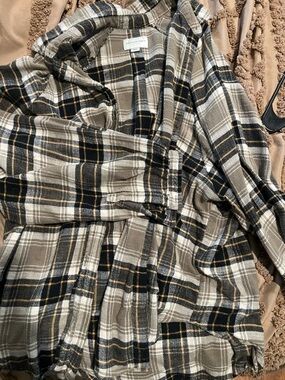 American Eagle Tan Black White Plaid Flannel Shirt